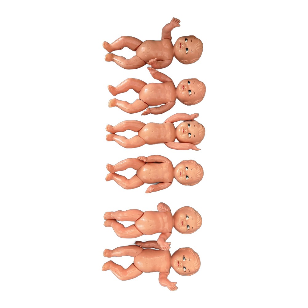 Muñeco bebé pequeño articulado