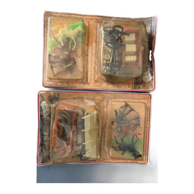 Set de figuras: indios y vaqueros